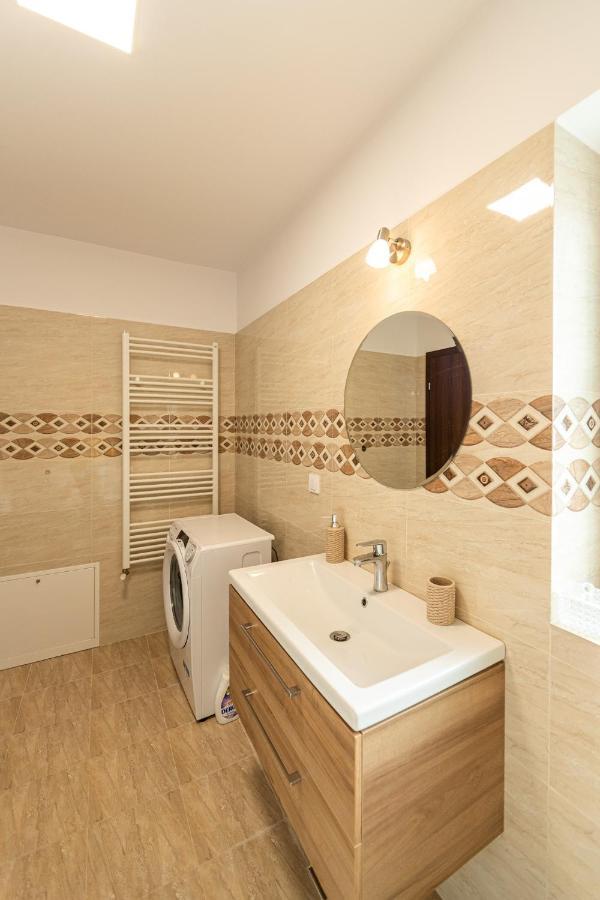 Citadel Apartament'S Rîşnov Exterior foto